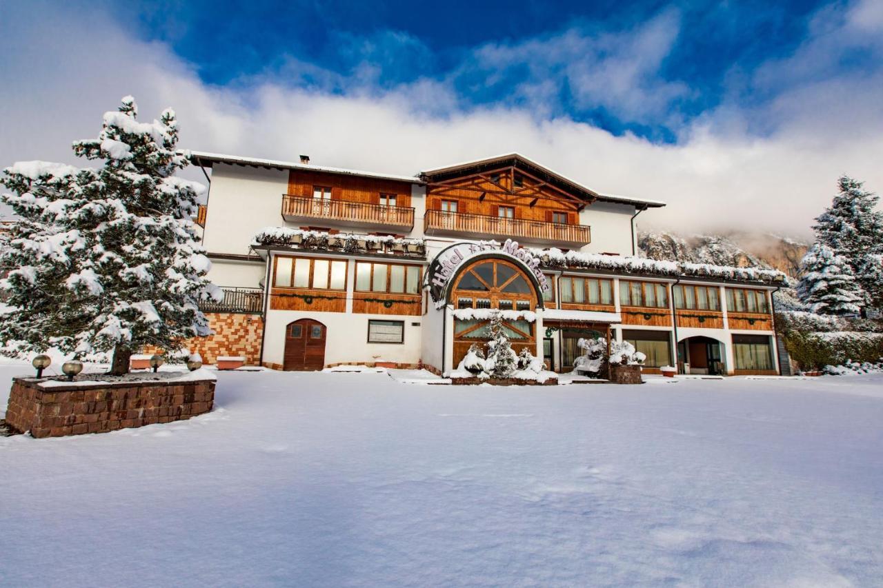 Hotel & Residence Montana Fai della Paganella Exterior foto